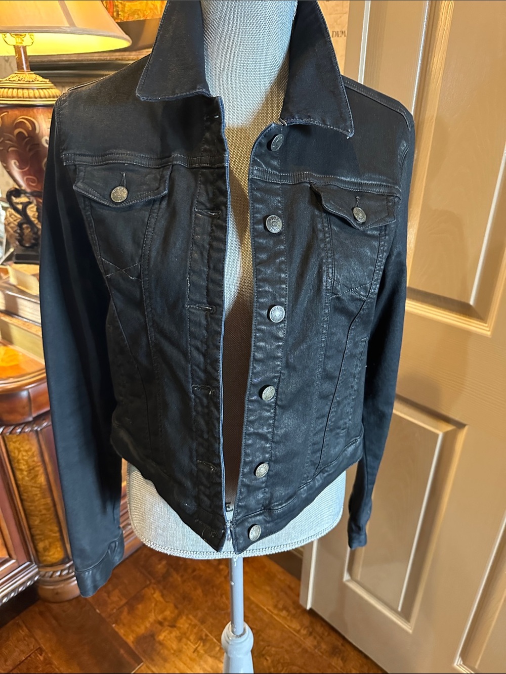Hidden brand Women's Black coated Denim Jean Jacket - Tailored Button-Front